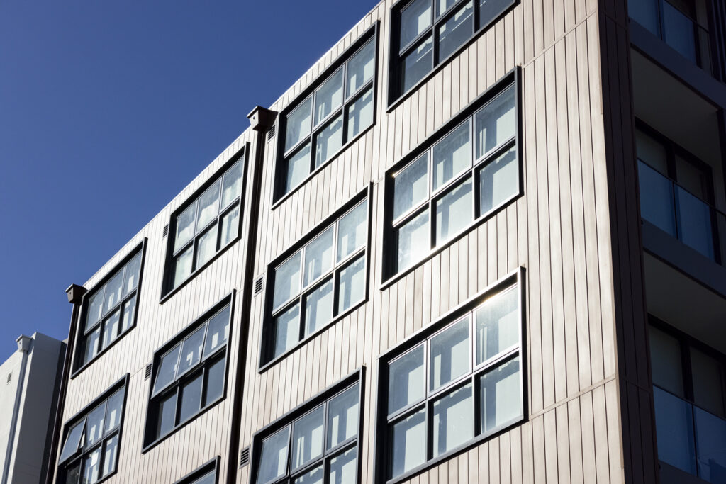 Selecting the Right Cladding Contractor for Commercial Projects